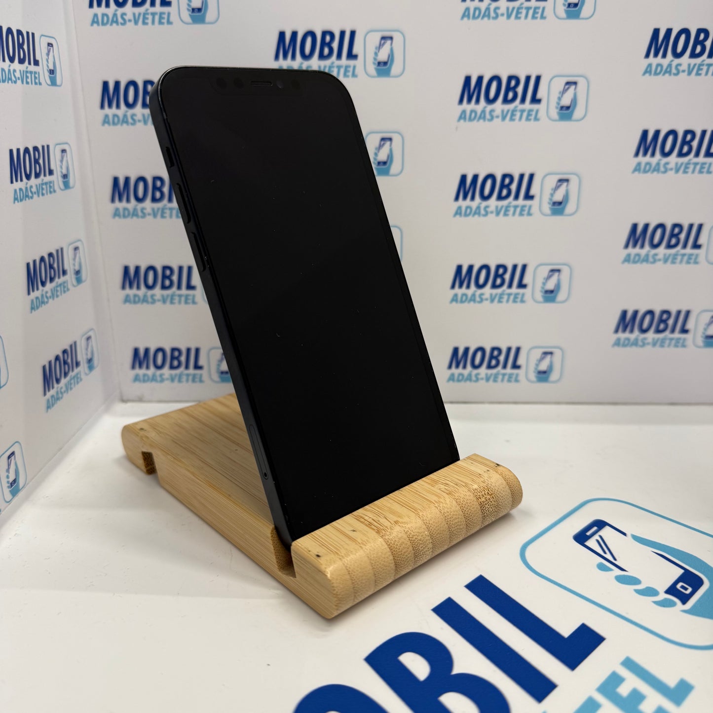 Apple iPhone 12 64GB, Kártyafüggetlen, 12 hó garancia