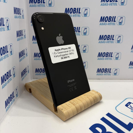 Apple iPhone XR Kártyafüggetlen 64 GB, 12 hó garancia
