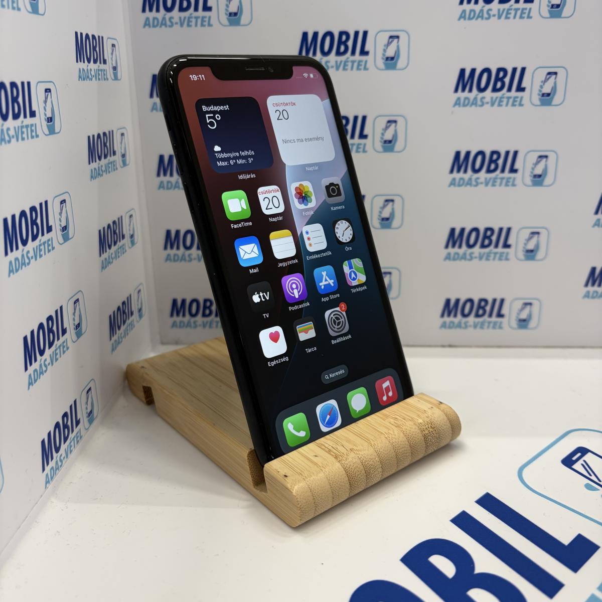 Apple iPhone XR Kártyafüggetlen 64 GB, 12 hó garancia