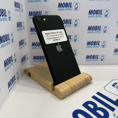 Apple iPhone SE (2020) Kártyafüggetlen 64 GB, 12 hó garancia