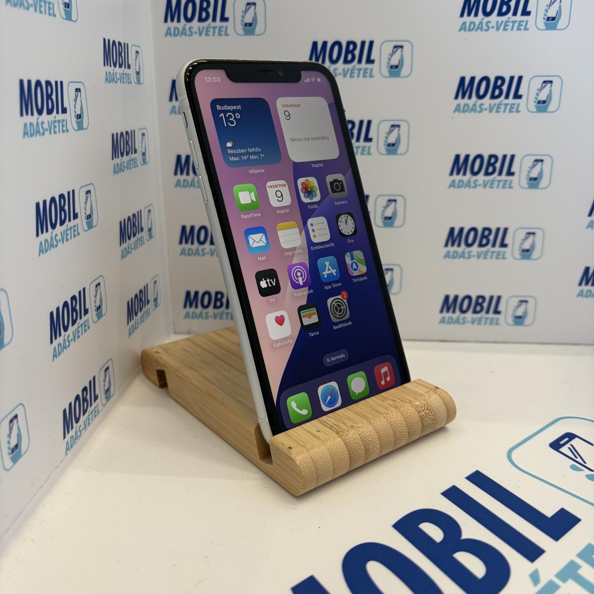 Apple iPhone XR Kártyafüggetlen 64 GB, 12 hó garancia