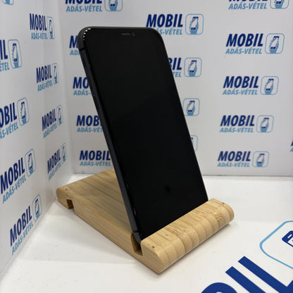 Apple iPhone 11 Kártyafüggetlen 64 GB, 12 hó garancia