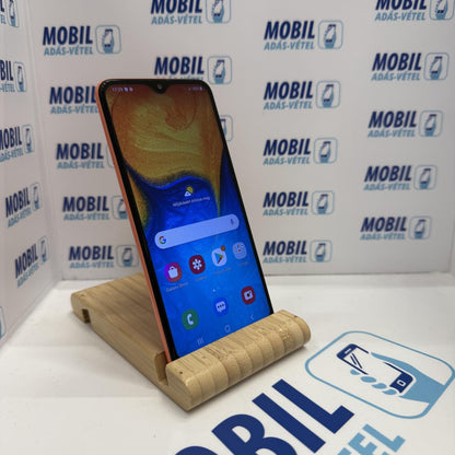 Samsung Galaxy A20e Kártyafüggetlen 32 GB, 12 hó garancia