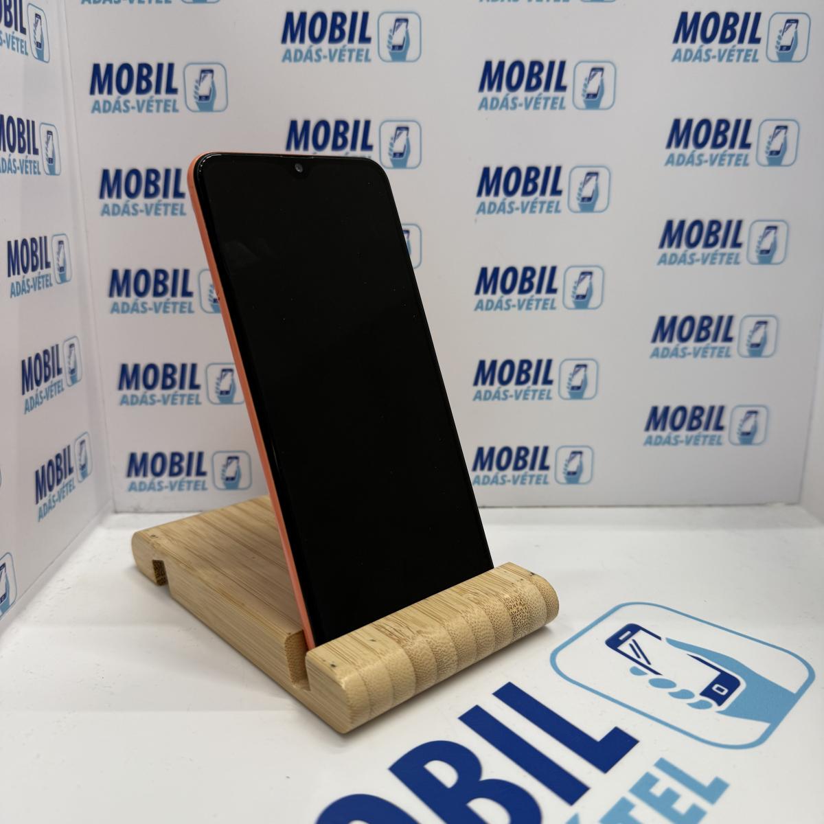 Samsung Galaxy A20e Kártyafüggetlen 32 GB, 12 hó garancia