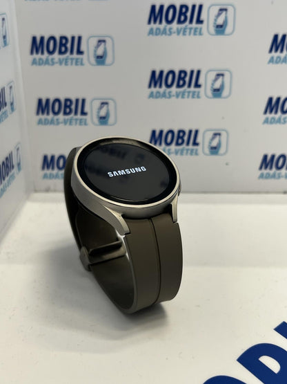 Galaxy Watch 5 pro 45mm Kártyafüggetlen 32 GB, 12 hó garancia, Újszerű