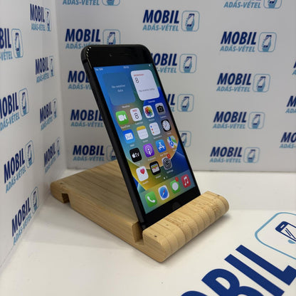 Apple iPhone 8 Kártyafüggetlen 64 GB, 12 hó garancia