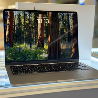 Apple MacBook Air M2 256GB, 12 hó garancia