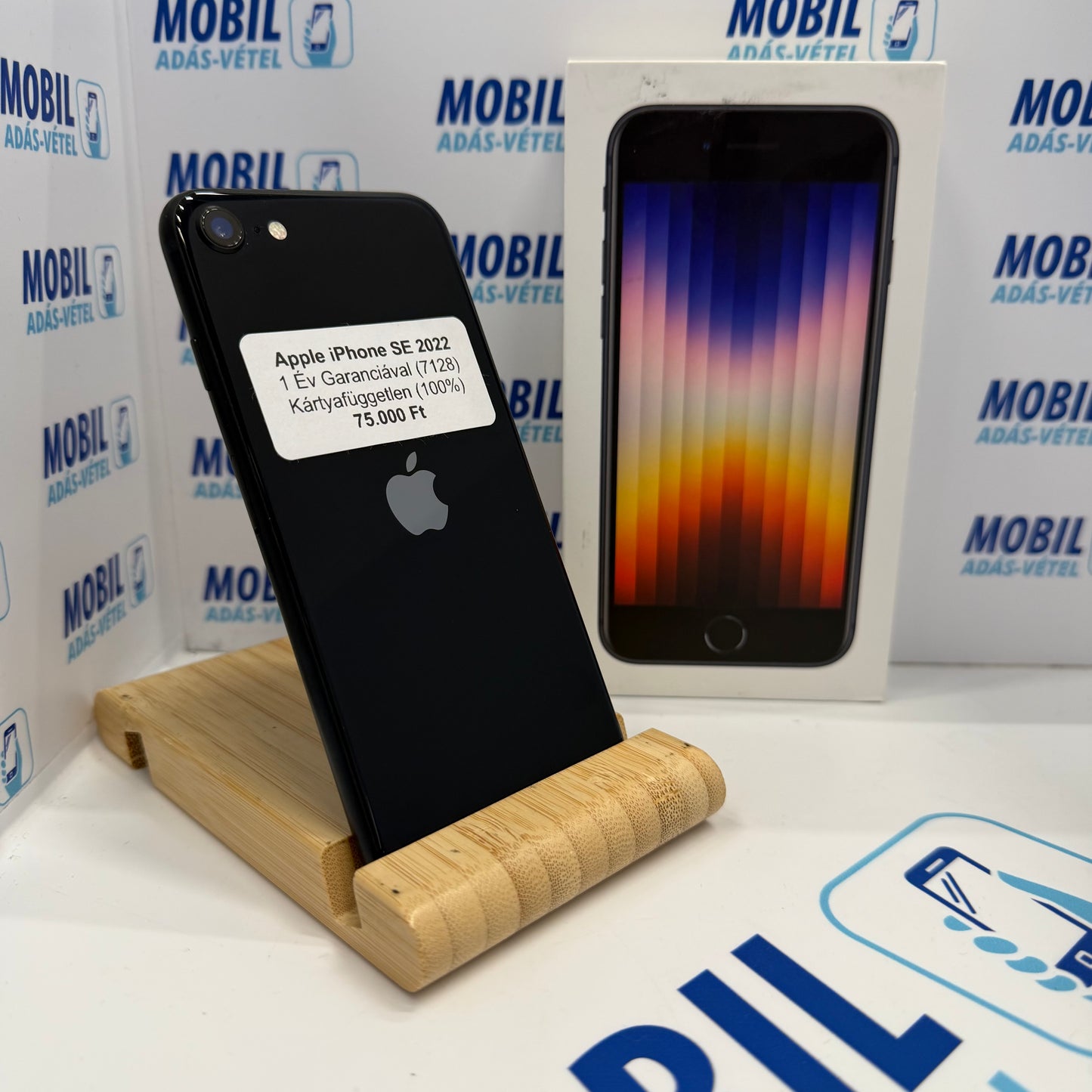 Apple iPhone SE 2022 64GB, Kártyafüggetlen, 12 hó garancia