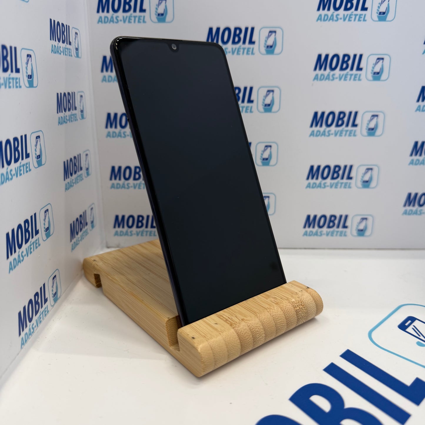 Samsung Galaxy A41 64GB, Kártyafüggetlen, 12 hó garancia